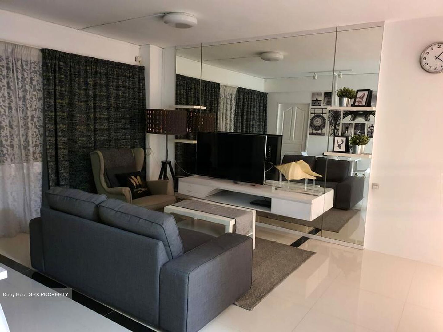 Lucky Plaza (D9), Apartment #585567081